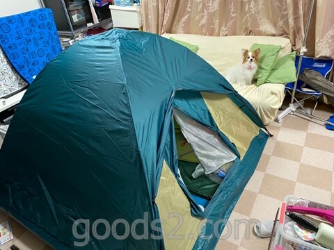 【自宅の室内でキャンプをする方法】我が家のリビング村キャンプ場