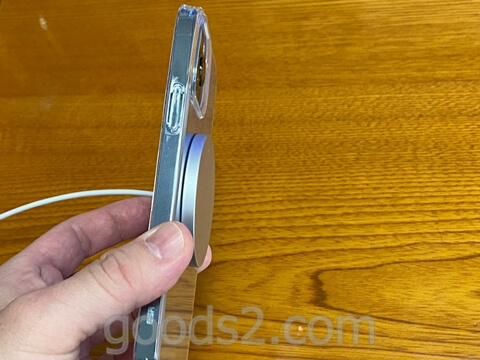 iPhone 12 ProとMagSafe